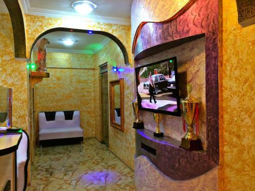 Hotel Golden House