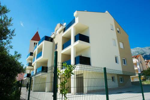 Promajna Leone Marija Apartments