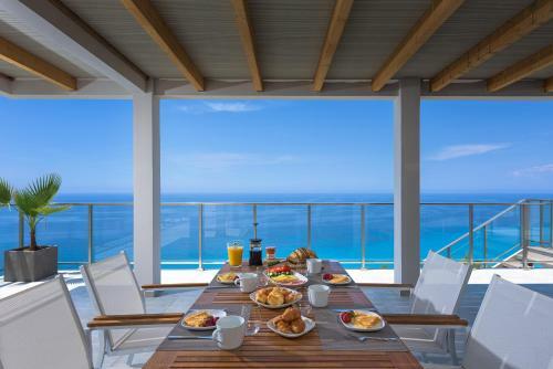Kathisma Bay Villas - Luxury Villas - Villa Helios