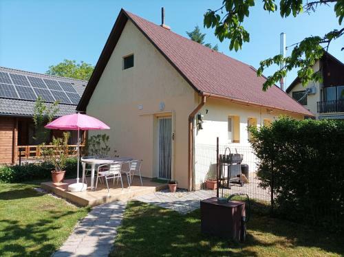 K�k Balaton Nyaral�