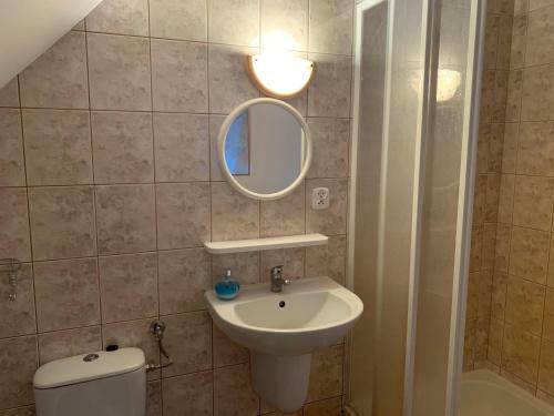 Lodge Apartamenty Na Kaszubach Nad Stawem
