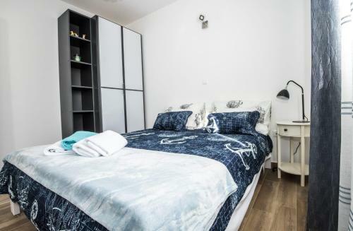 Blue Pearl Apartment