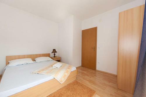 Apartments Ivo