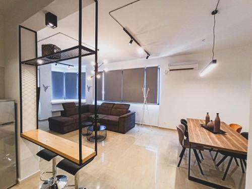 Sunlight - Volos City Center [spacious Modern Apartments]