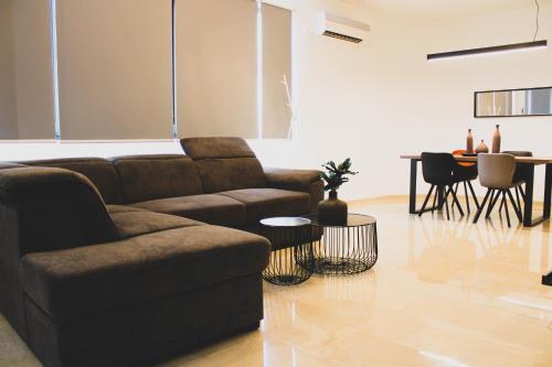 Sunlight - Volos City Center [spacious Modern Apartments]