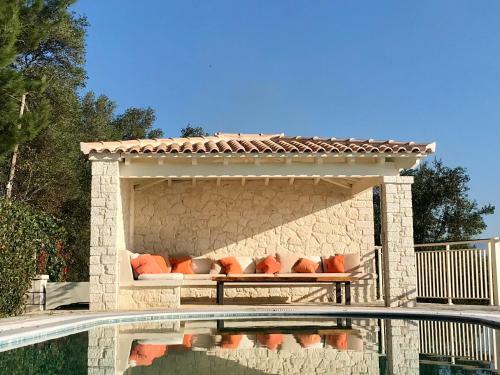 Villa Damianos