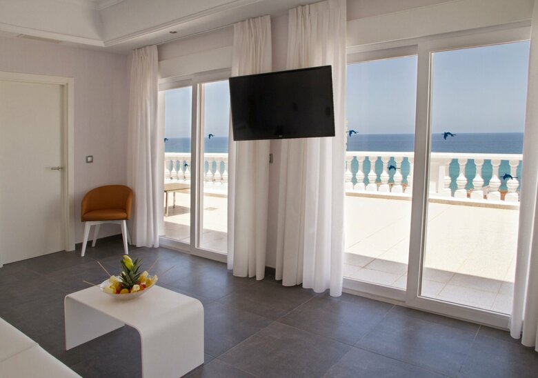 Hotel Los Delfines