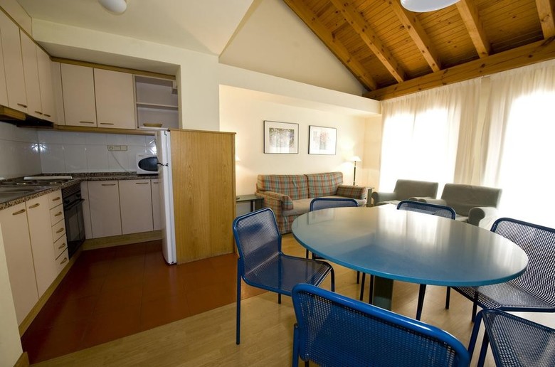 Apartamentos Pessets