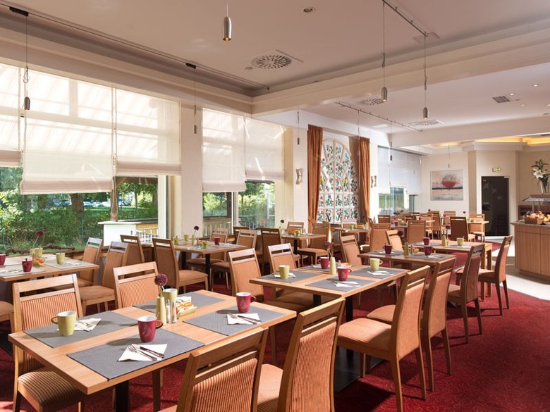 Leonardo Hotel Karlsruhe