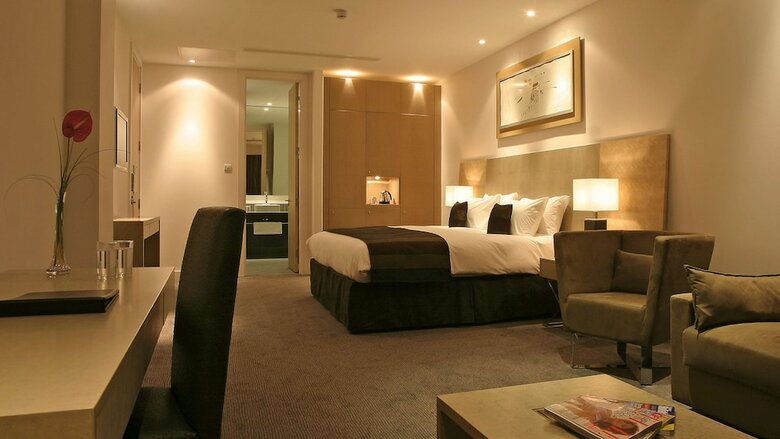 Hotel Park Plaza Cardiff
