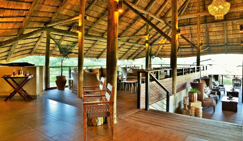 Hotel Victoria Falls Safari Lodge