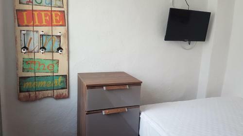 Hostal Casa Ambrozia