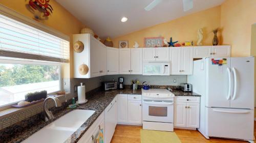 4851 Estero Blvd