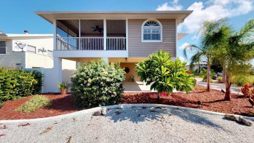 4851 Estero Blvd