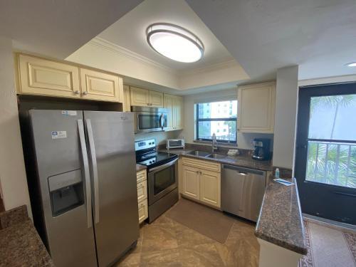 Estero Cove #534