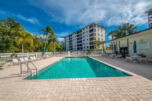 Estero Cove #534