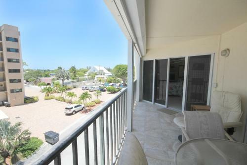 Island House Beach Club 3e