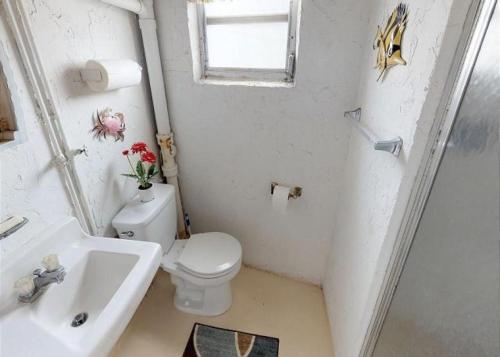 21530 Madera Rd - Bay Front Pool Home