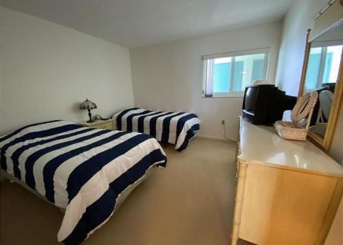 Strandview #603