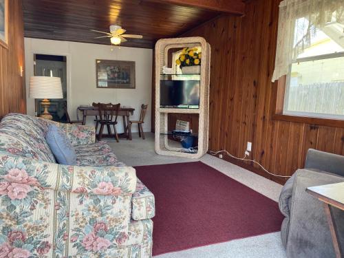 110 Fairweather Lane