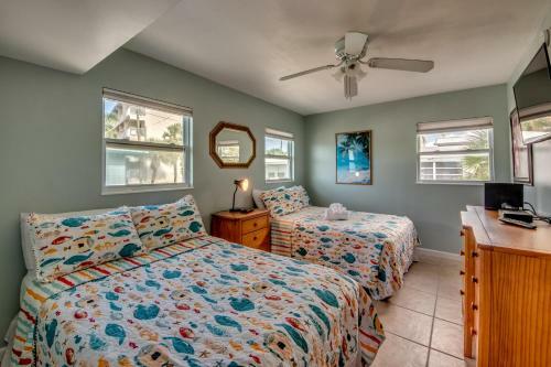 718 Estero Boulevard