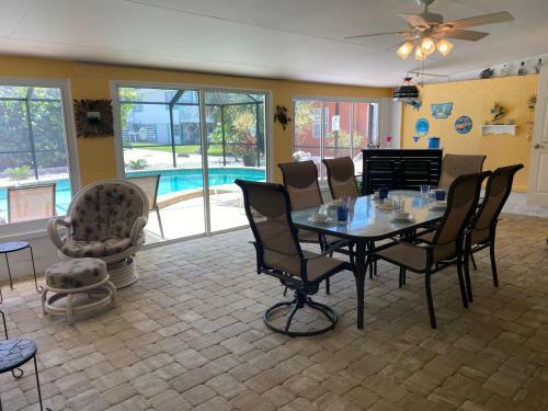 4850 Coral Road