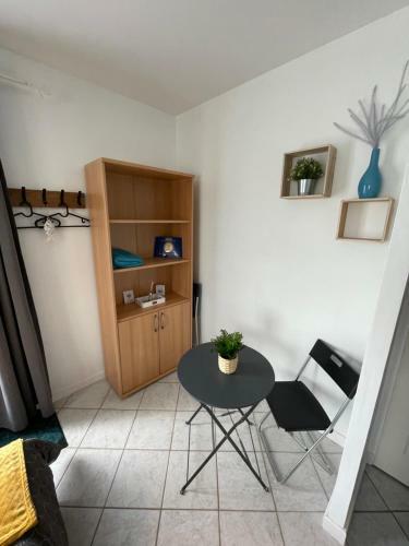 Chambre Calme Avec Piscine