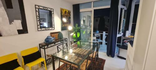 Rua Do Clube N�utico Apart. E1