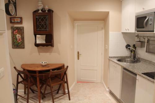 Apartamento Calle Olavarrieta 16 Bajo
