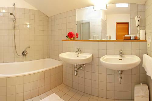 Hotel Tiroler Kreuz