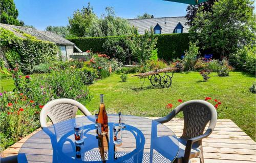 Stunning Home In Mont-dol With Wifi And 1 Bedrooms