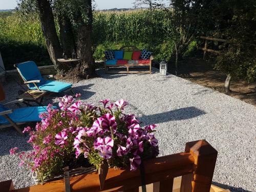 Bed & Breakfast La Roulotte Du Haut Pinleu