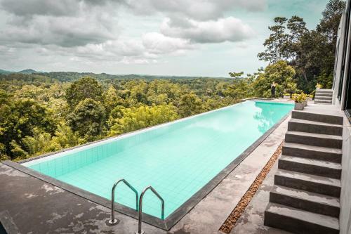 Naked Villa