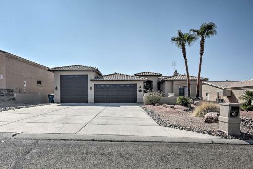 Modern Lake Havasu Oasis With Putting Green And Bbq!