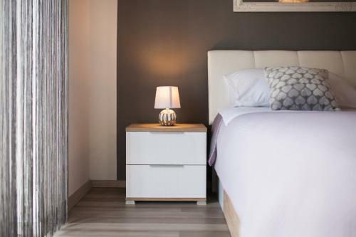 Royal View Apartment