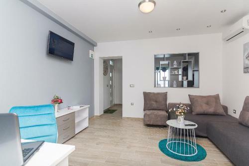 Apartments Zina