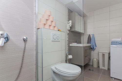 Apartments Zina