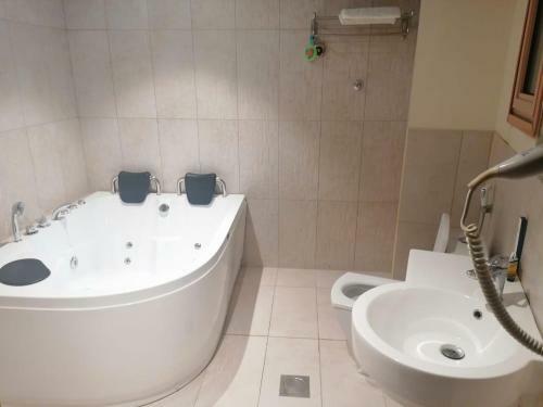 Burj Al Hayah Hotel Suites-al Olaya - ??? ?????? ??????? ???????? ??????