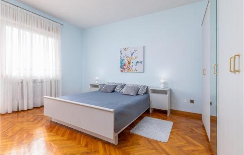 Nice Home In Fazana With 3 Bedrooms