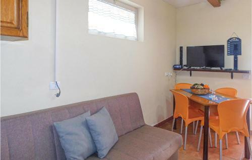 Nice Home In Avola With Wifi And 1 Bedrooms