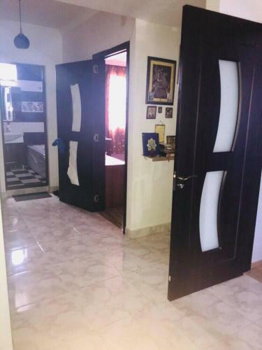 Apartament Genri