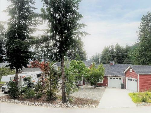Prosecco Palazzo At Peachland Home
