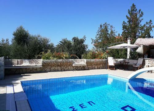 Villa Luxury Country House In Kalamata / Sp
