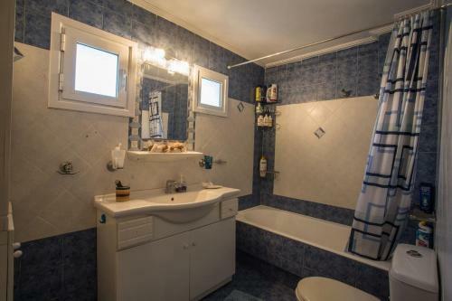 Villa Luxury Country House In Kalamata / Sp