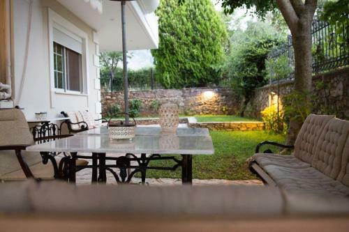 Villa Luxury Country House In Kalamata / Sp