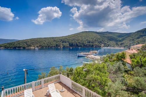 Apartments Valun