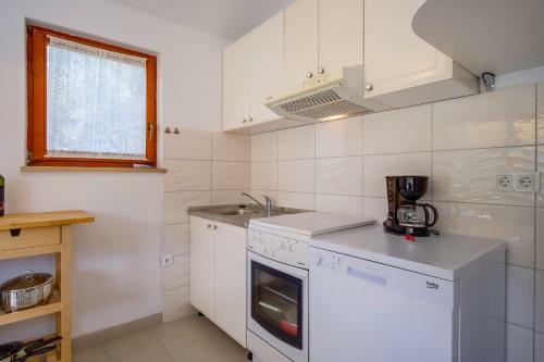 Apartments Valun