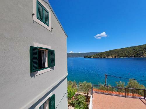 Apartments Valun