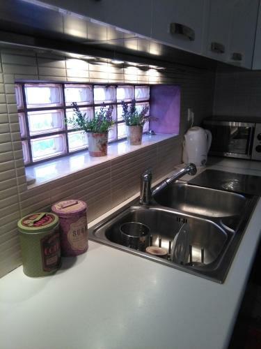 Apartment By The Airport