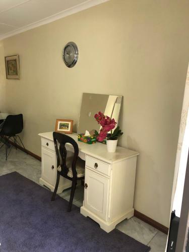 Apartamento Cozy One Bedroom Garden Cottage